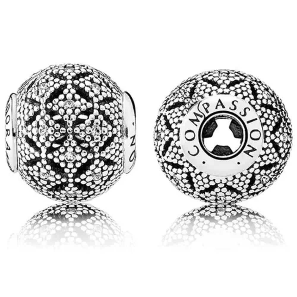 Outlet Pandora Essence Compassion charm