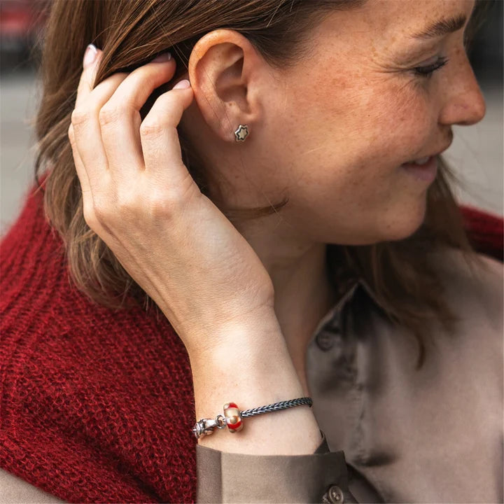 Trollbeads Lysende Stjerne ørestikker