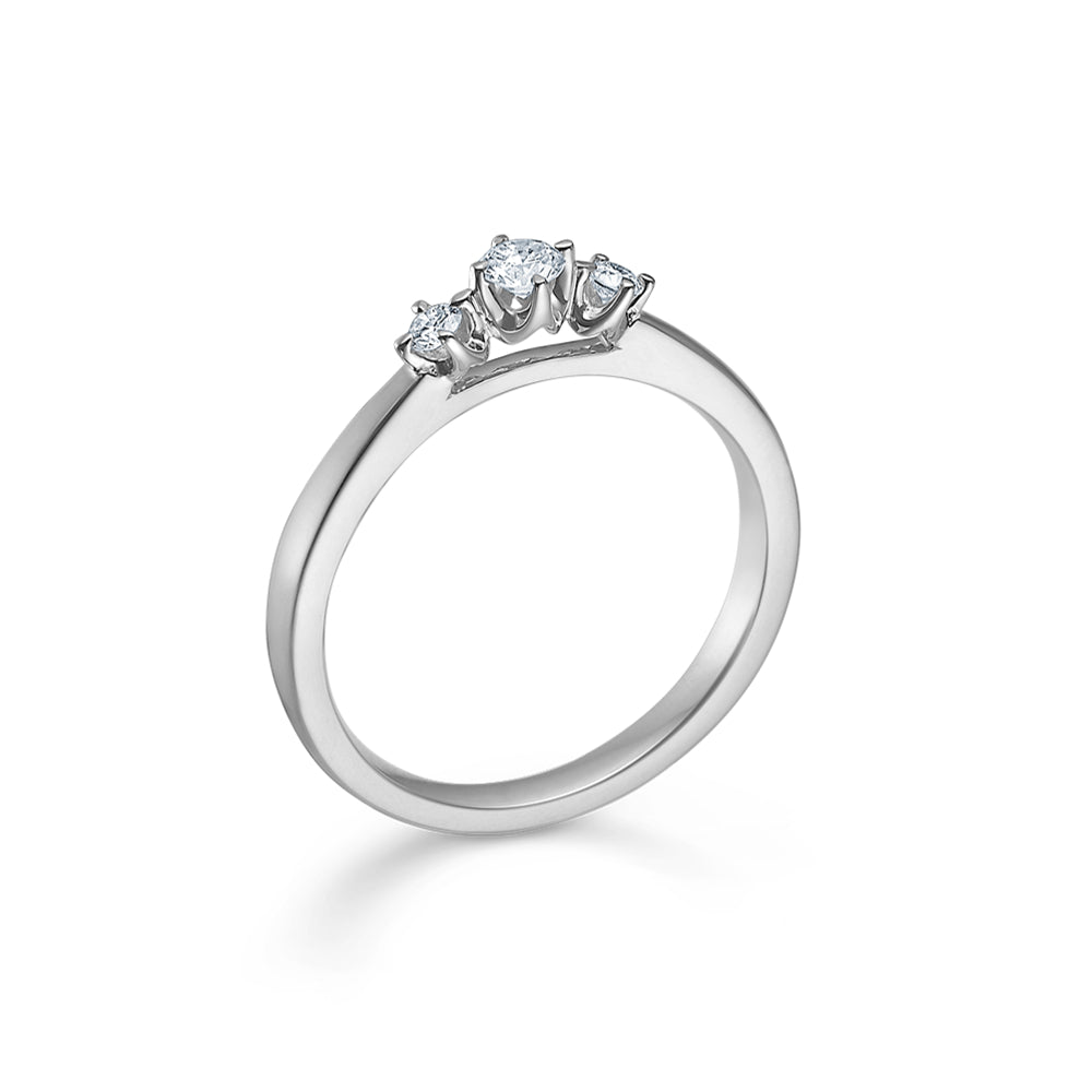 Mads Z "Crown Trinity" ring m.0,17ct