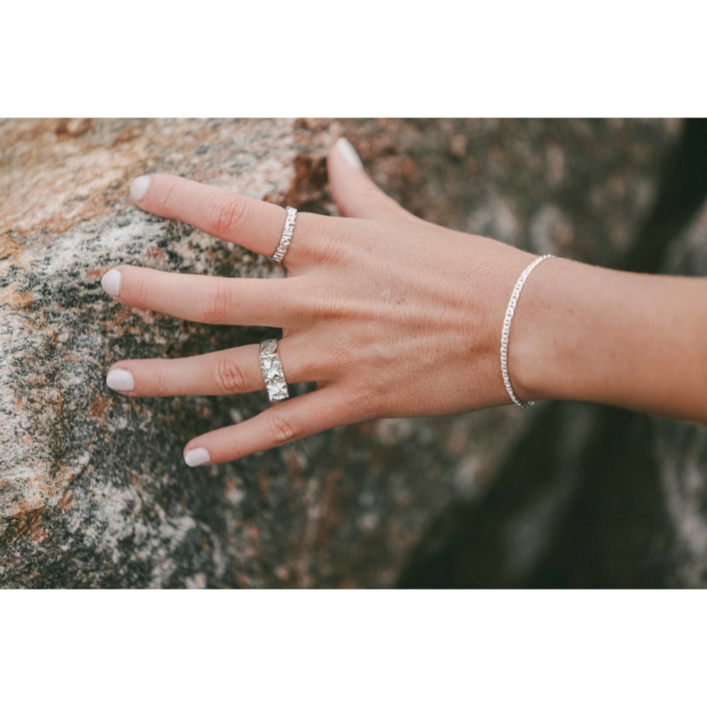 Ix Studios Rustic ring