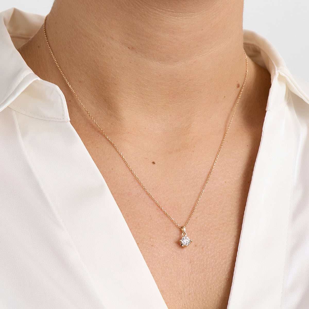 Mads Z vedhæng "Crown" med 0,50ct. brillant W.SI 1531650