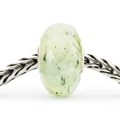 Trollbeads Prehnite with Toumalinated Quartz Bead